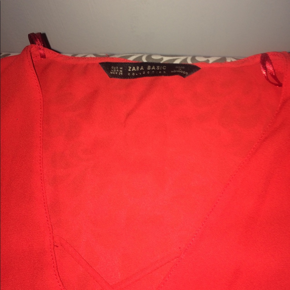 Tops - Picture 2 of 4
